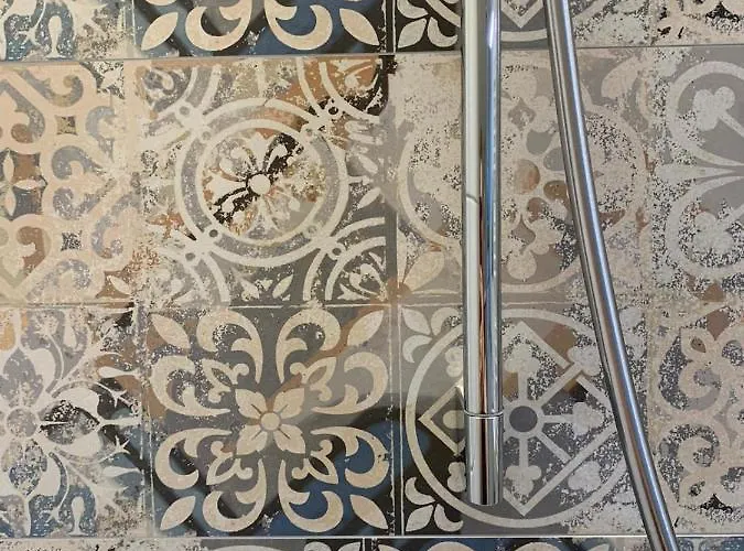 Flora - Your Austrian Apartament