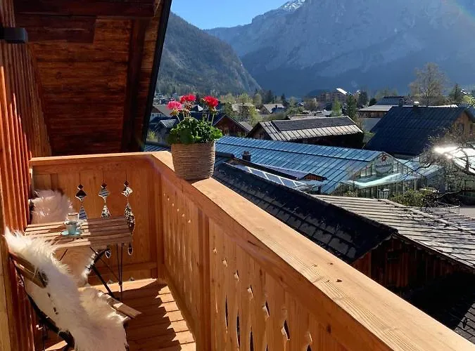 Flora - Your Austrian Apartament *