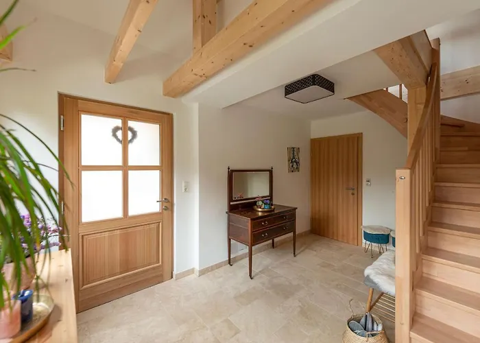 Flora - Your Austrian Apartament Altaussee